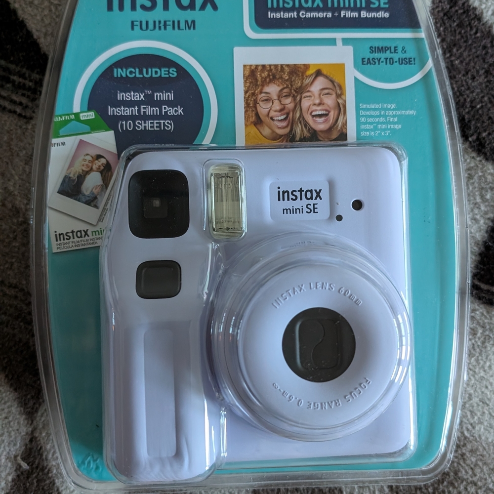 Fujifilm Instax Mini SE White Instant Camera